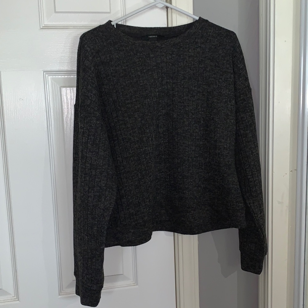 Cropped sweater